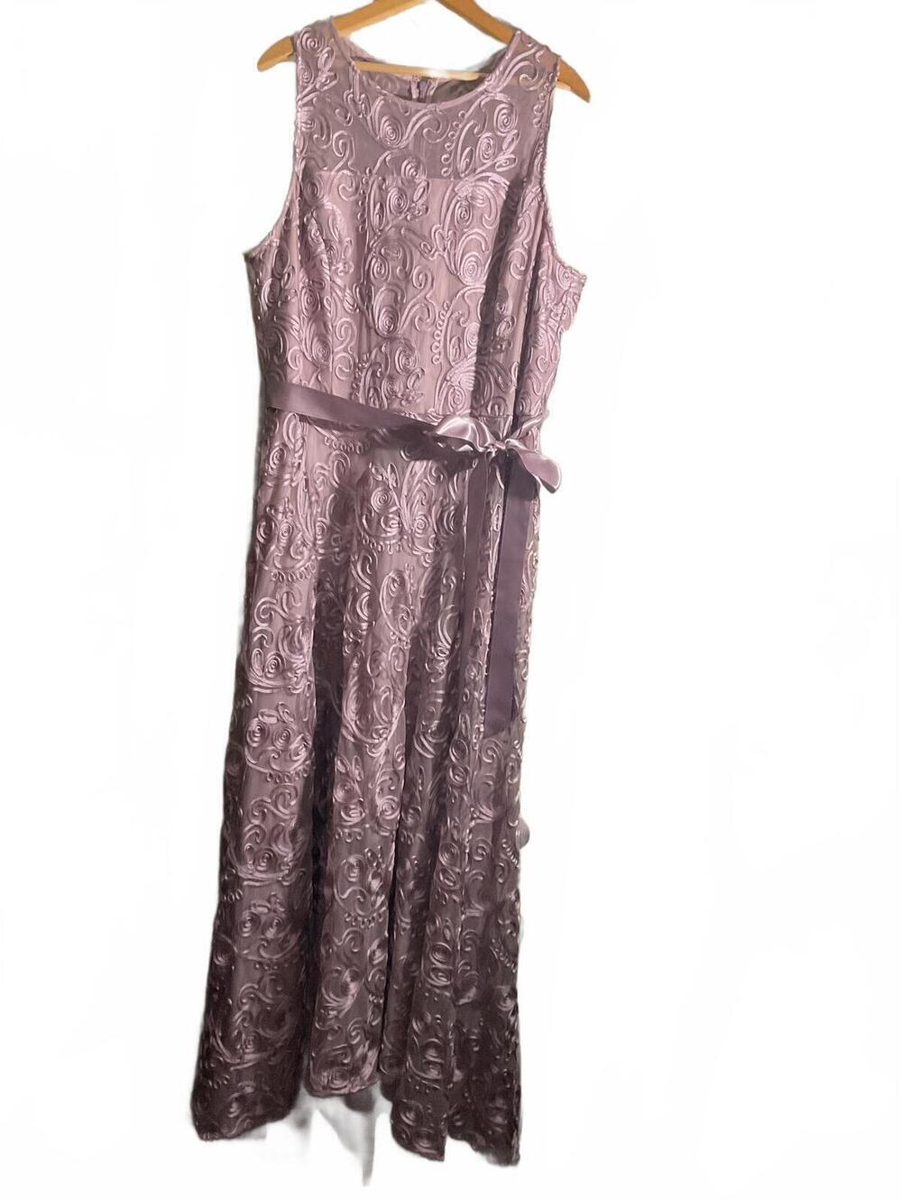 Tahari Aurthur Levine Mauve Embroidered Evening Dress/Satin Belt Sz. 16 NWT